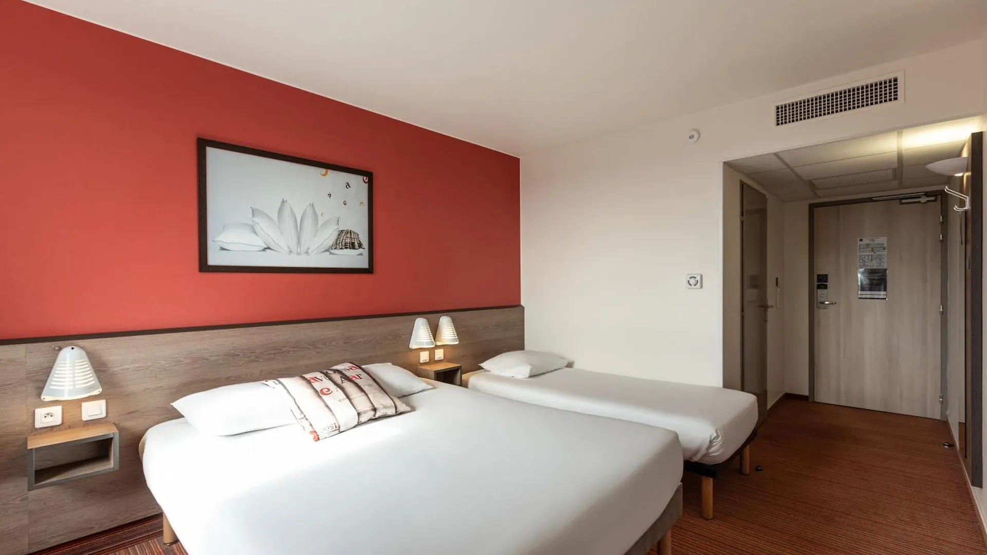 Ace Hotel Roanne Mably